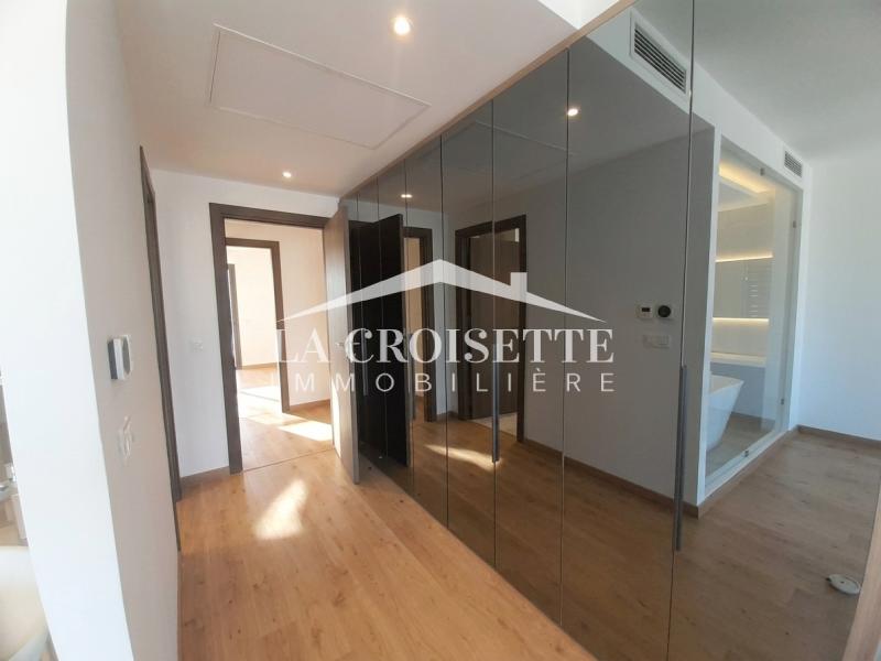 Penthouse S+3 vue sur mer à Gammarth